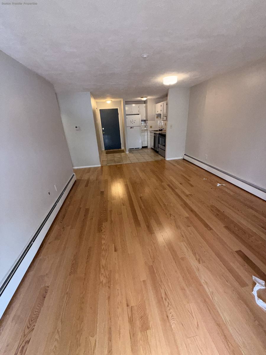 Apartment for rent at 41 S #4, Quincy, MA 02169
