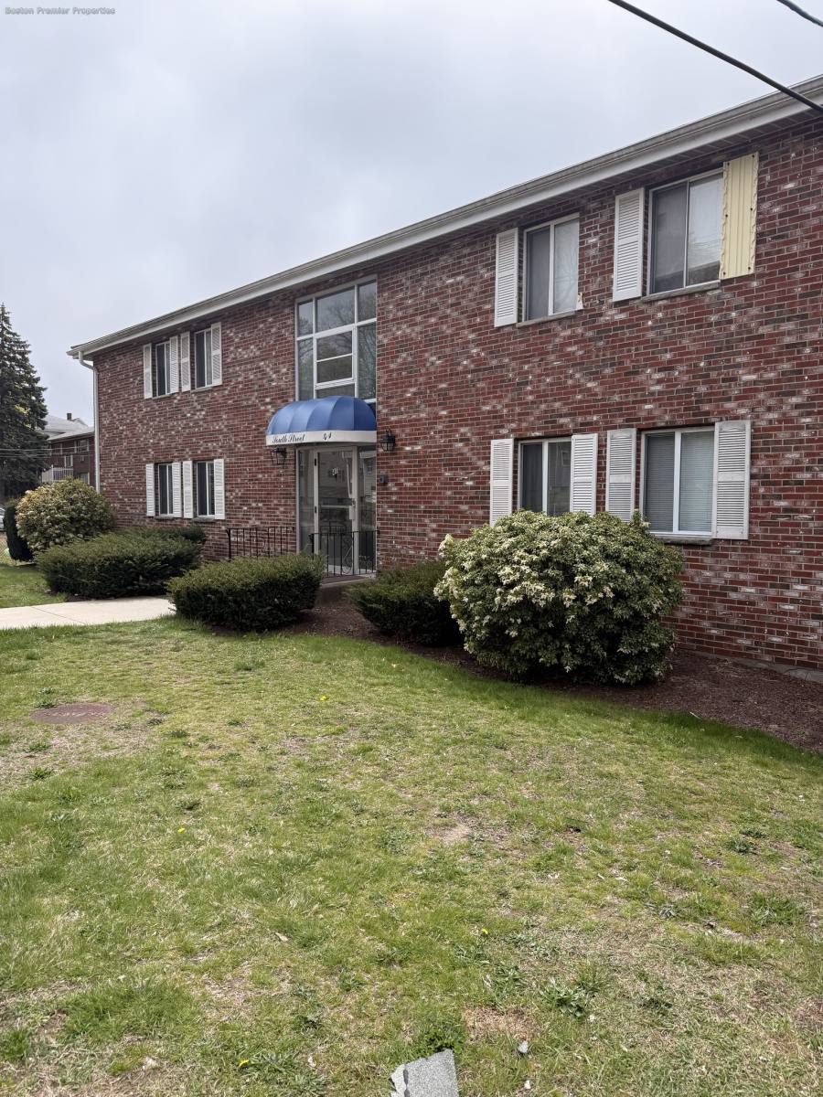 Apartment for rent at 41 S #4, Quincy, MA 02169