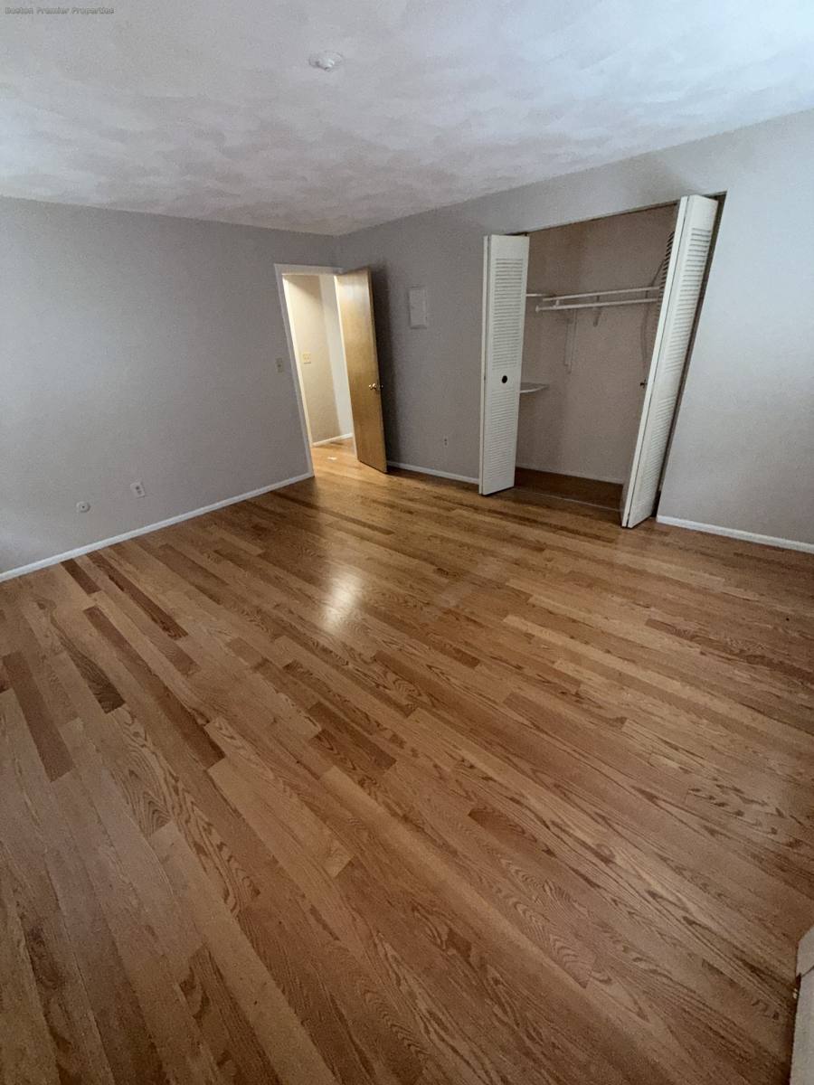 Apartment for rent at 41 S #4, Quincy, MA 02169