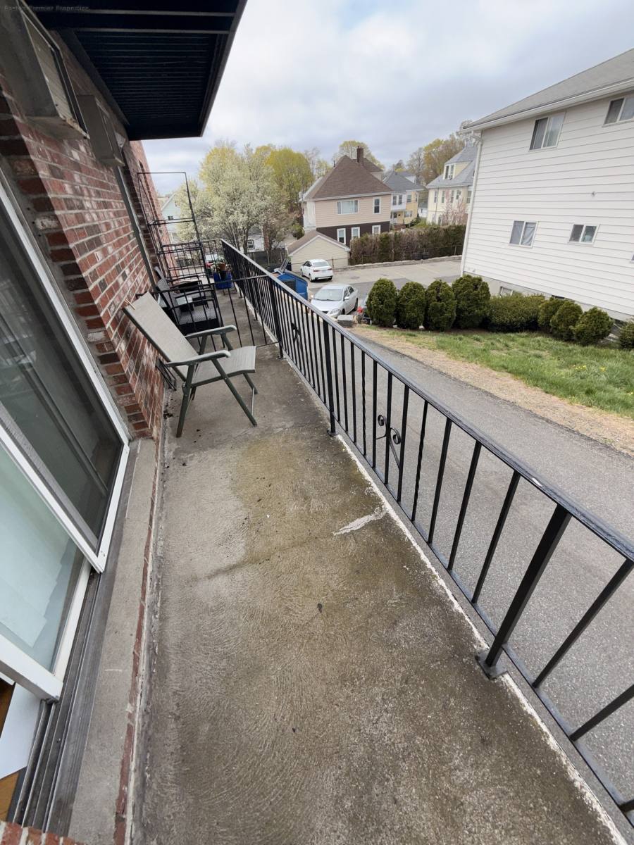 Apartment for rent at 41 S #4, Quincy, MA 02169