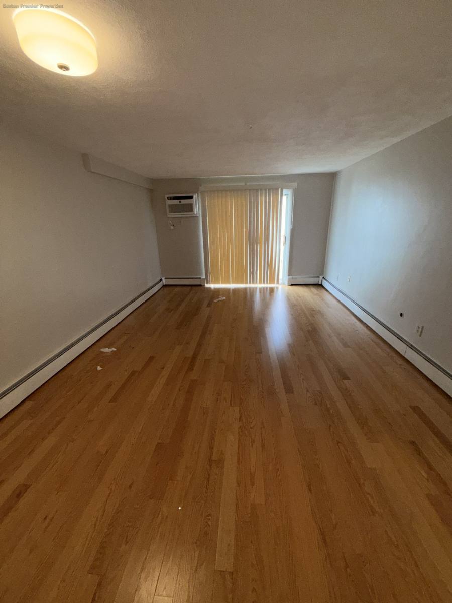 Apartment for rent at 41 S #4, Quincy, MA 02169