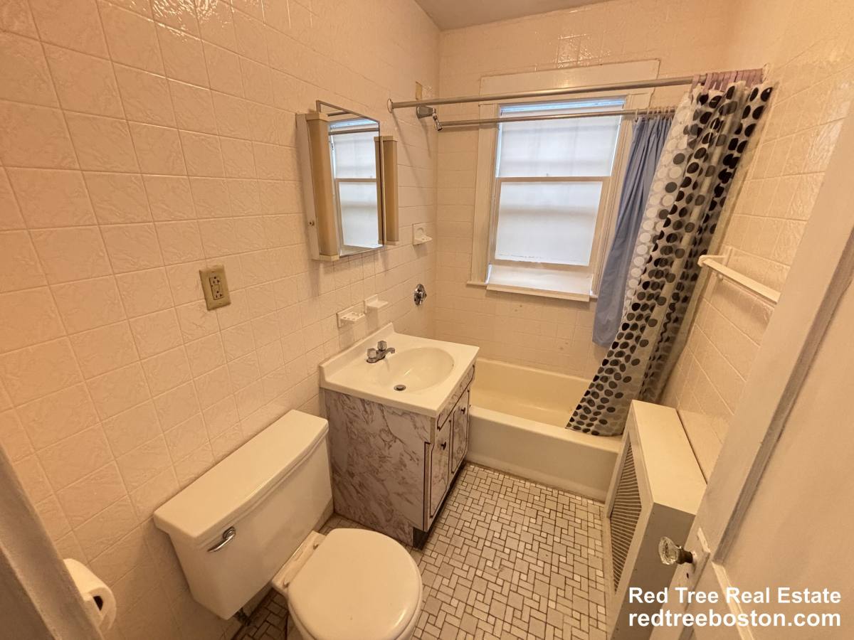 Apartment for rent at 69 Euston Rd #1, Brighton, MA 02135