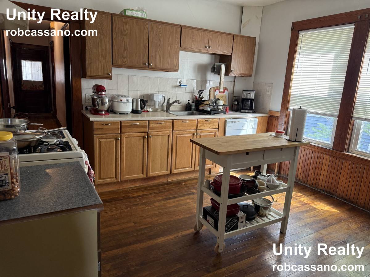 Apartment for rent at 29 Lewis, Somerville, MA 02143