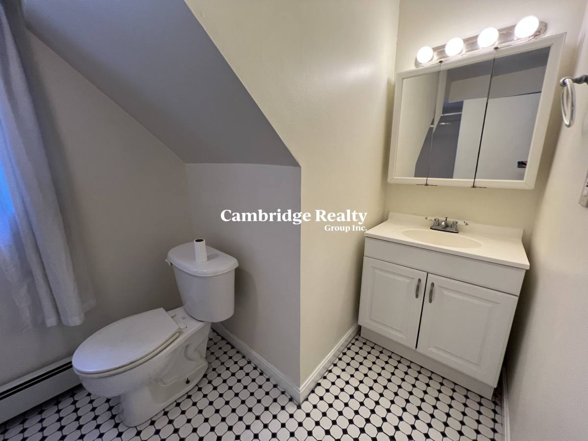 Apartment for rent at 569 Main St #1T, Medford, MA 02155