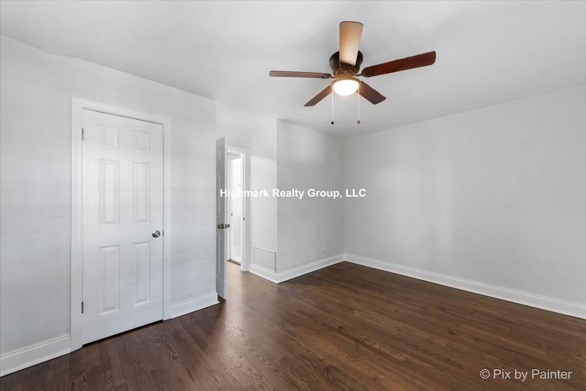 Apartment for rent at 2715 W Berwyn Ave #D3V, Chicago, IL 60625
