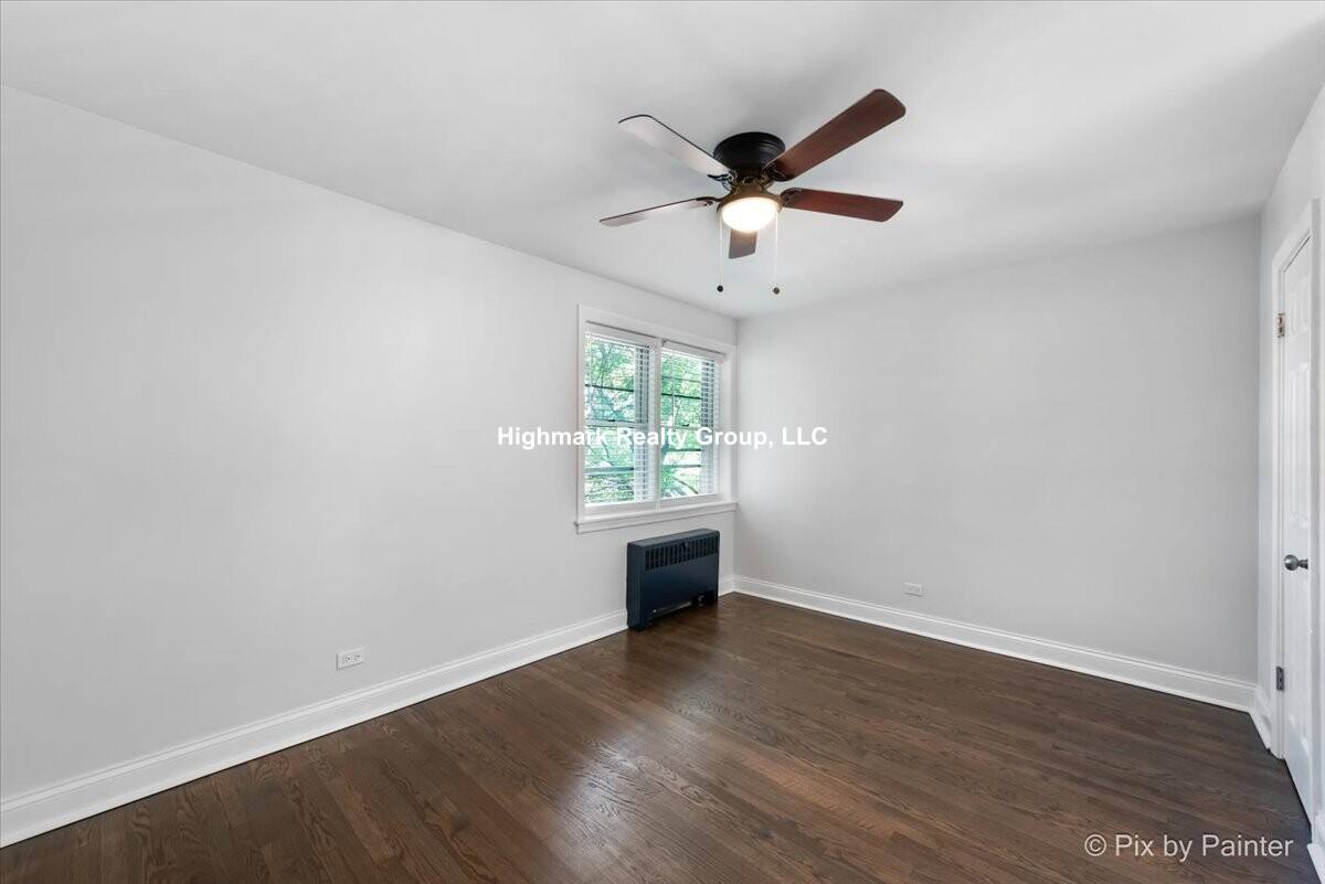 Apartment for rent at 2715 W Berwyn Ave #D3V, Chicago, IL 60625