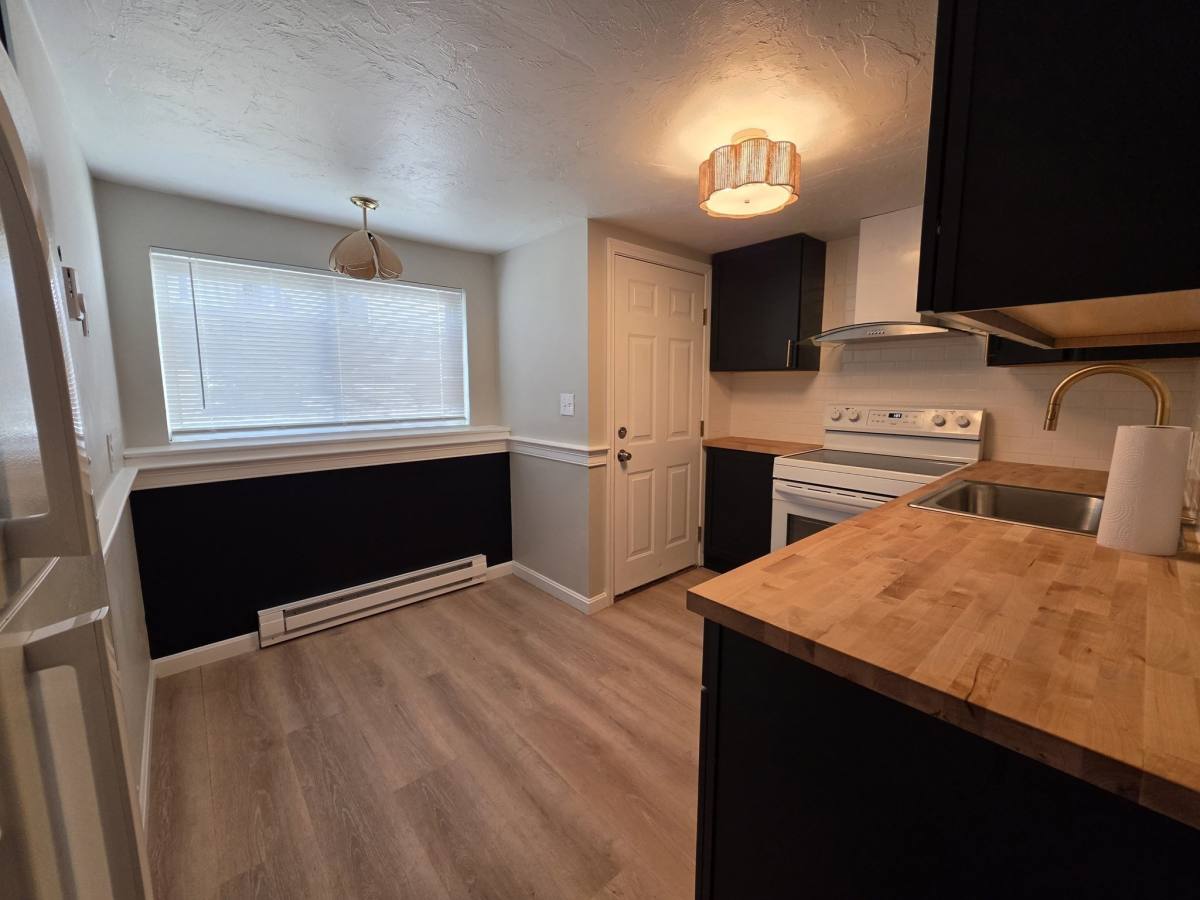 Condo for rent at 2 Tideview Path #8, Plymouth, MA 02360