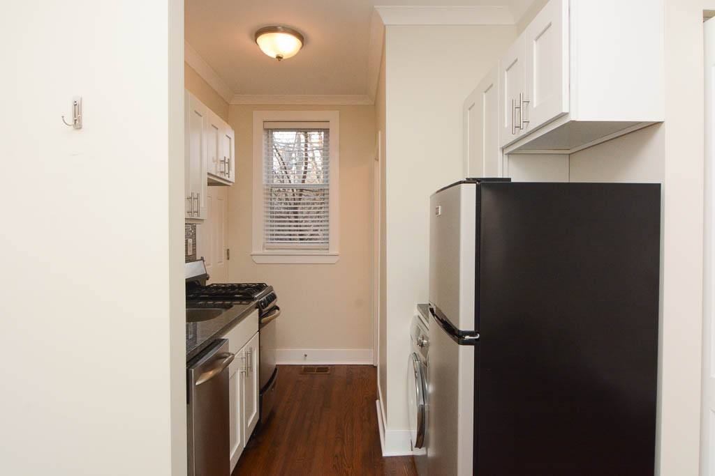 Apartment for rent at 6445 W Roscoe #NA8, Chicago, IL 60657