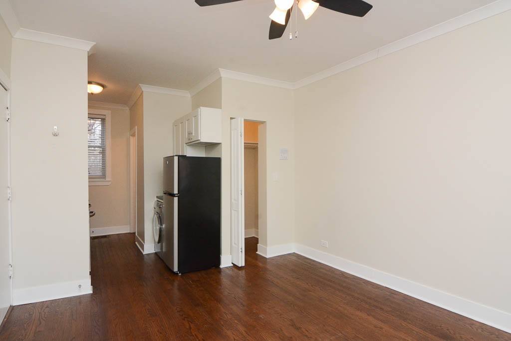 Apartment for rent at 6445 W Roscoe #NA8, Chicago, IL 60657