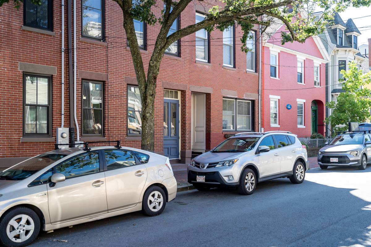 Apartment for rent at 92 Thorndike, Cambridge, MA 02141