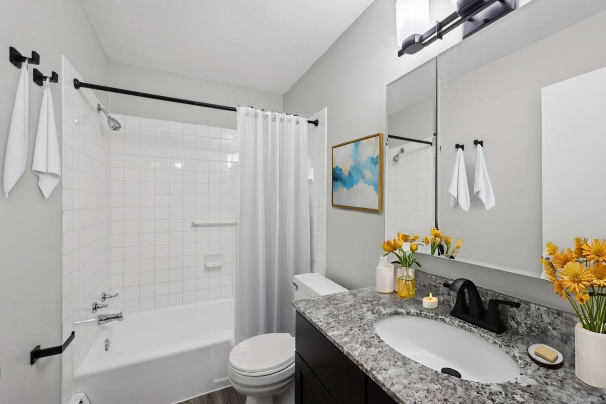 Apartment for rent at 180 - 210 County Rd, Saint Paul, MN 55117