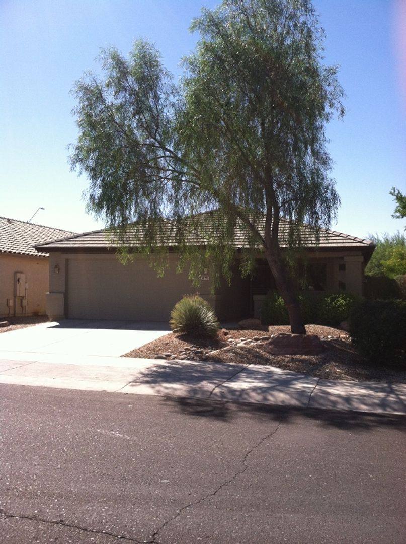 House for rent at 27712 N 24th Lane, Phoenix, AZ 85085