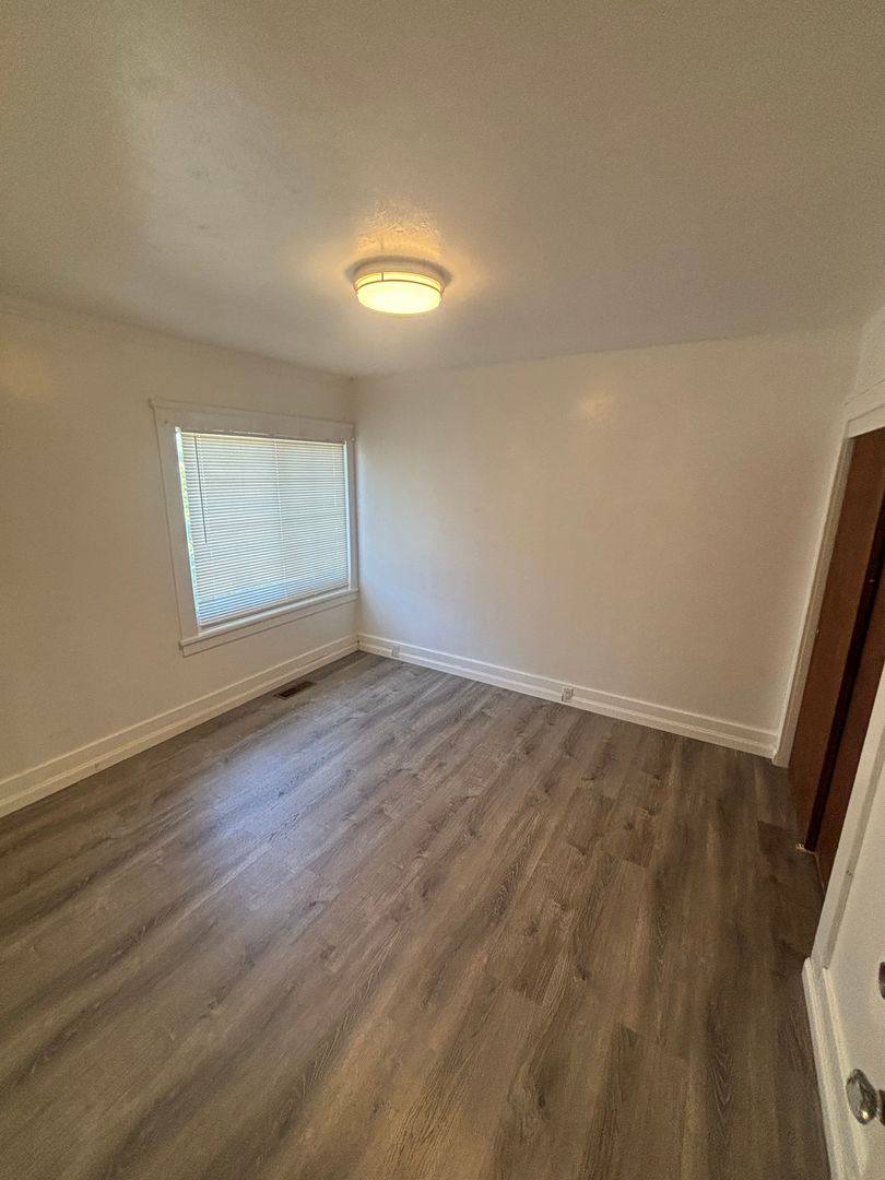 House for rent at 3218 School St, Oakland, CA 94602
