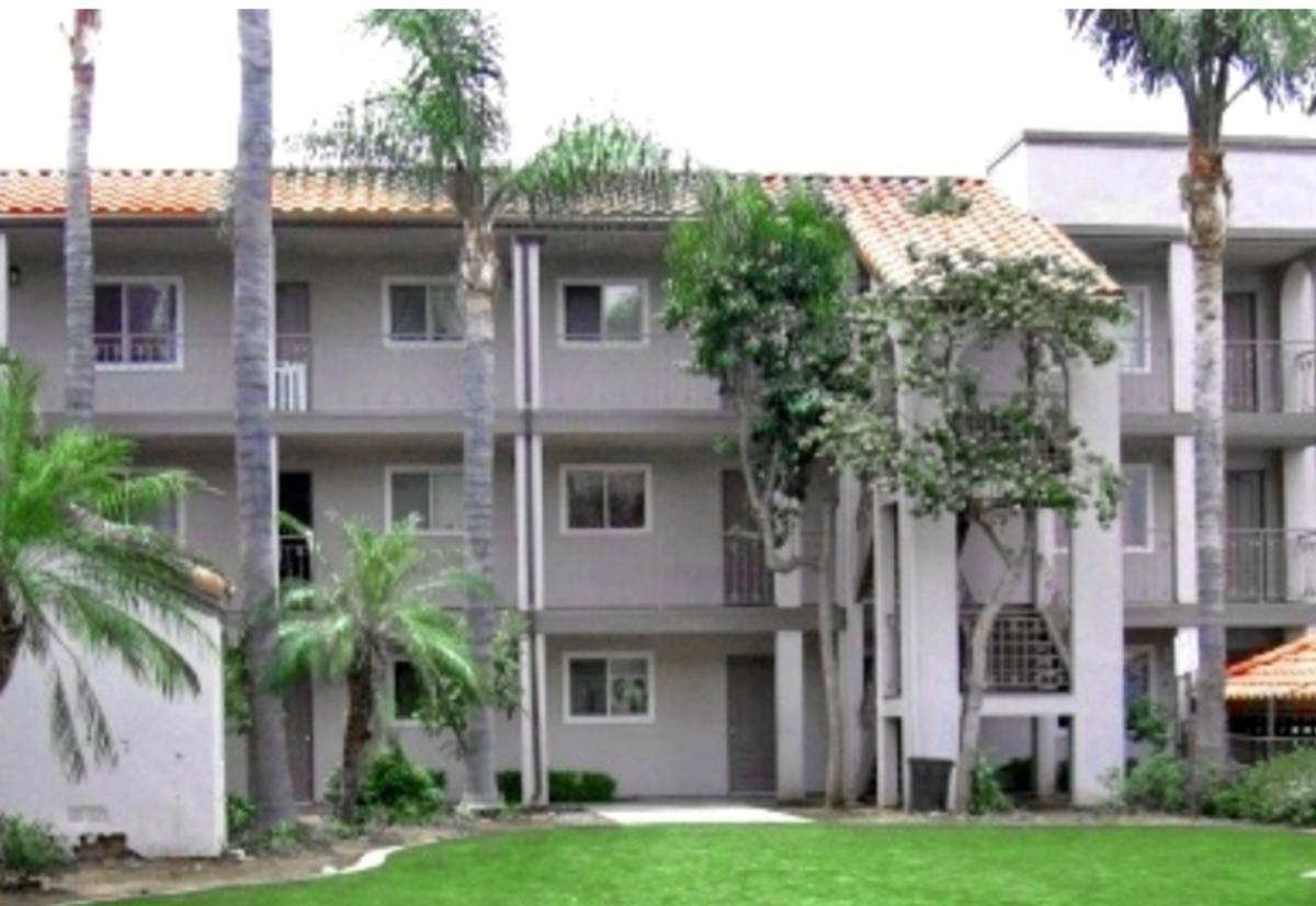 Apartment for rent at 400 S Baker St, Placentia, CA 92870