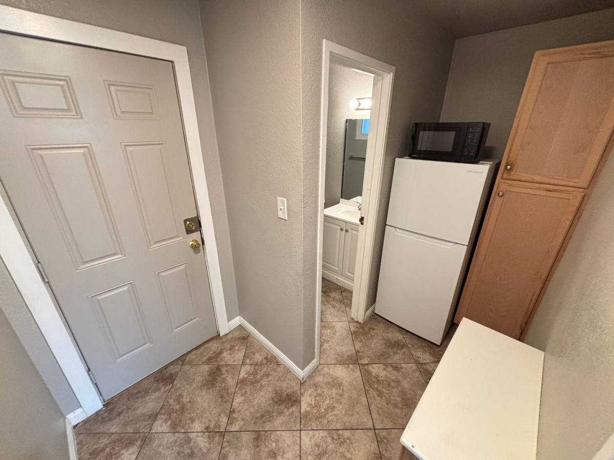 Apartment for rent at 5320 Swenson St, Las Vegas, NV 89119