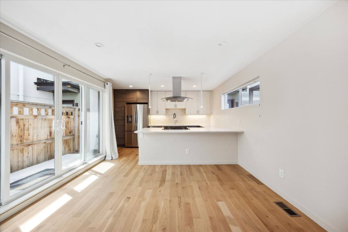 Townhouse for rent at 1419 Irving St, Denver, CO 80204