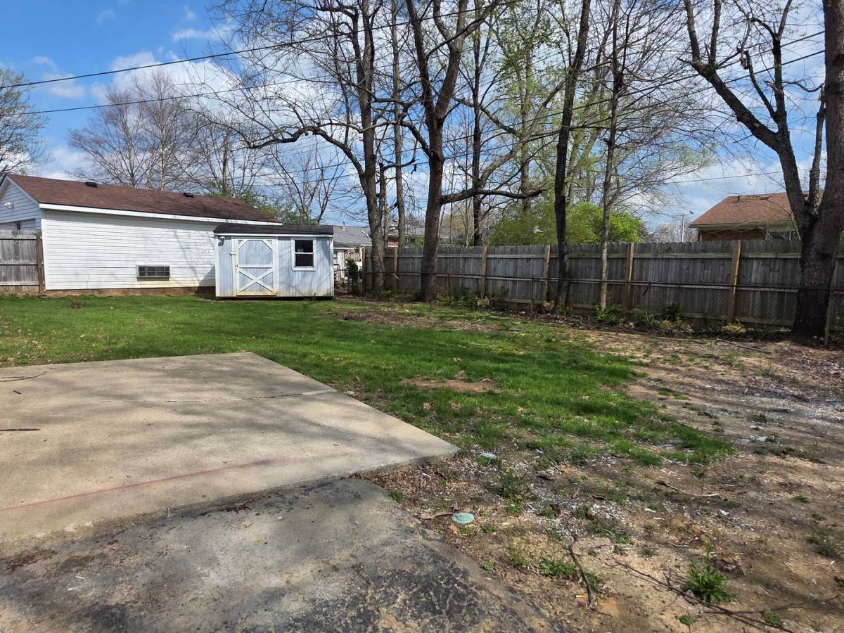 House for rent at 2004 Eastland Parkway, Lexington, KY 40505