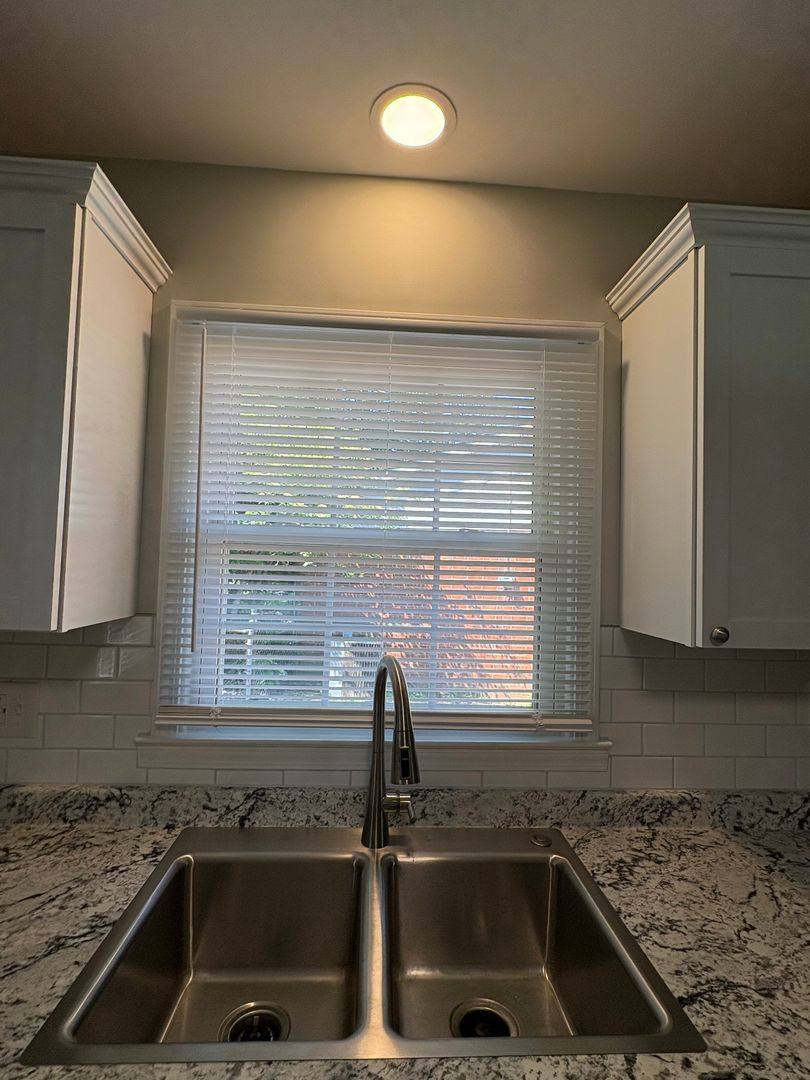 House for rent at 2004 Eastland Parkway, Lexington, KY 40505