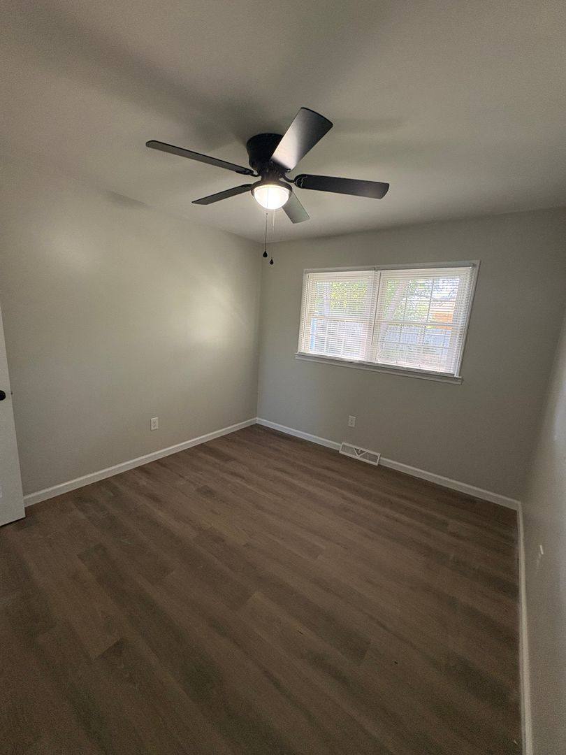 House for rent at 2004 Eastland Parkway, Lexington, KY 40505