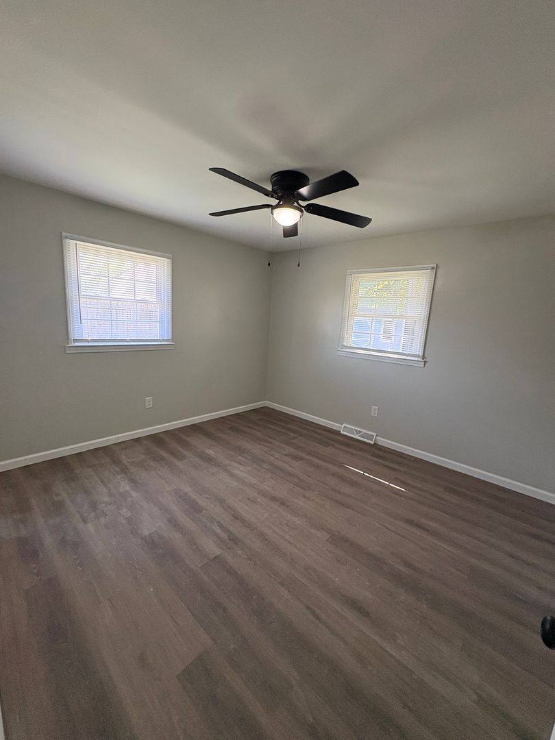 House for rent at 2004 Eastland Parkway, Lexington, KY 40505