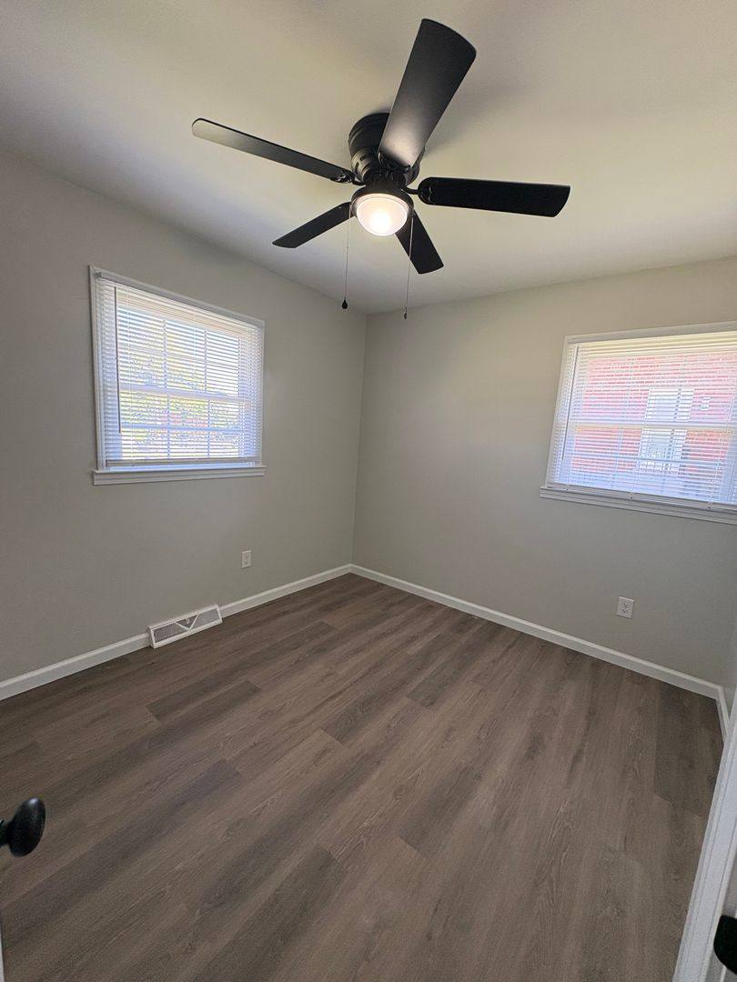 House for rent at 2004 Eastland Parkway, Lexington, KY 40505