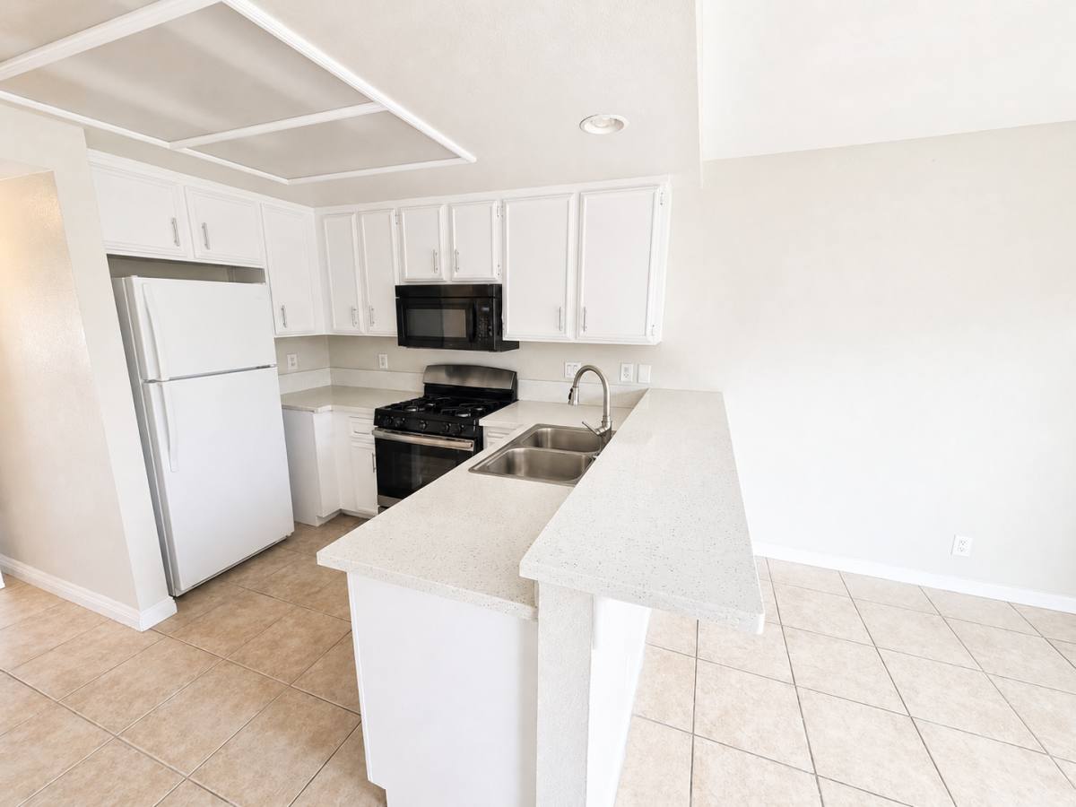 Townhouse for rent at 1112 S Cypress Ave, Ontario, CA 91762