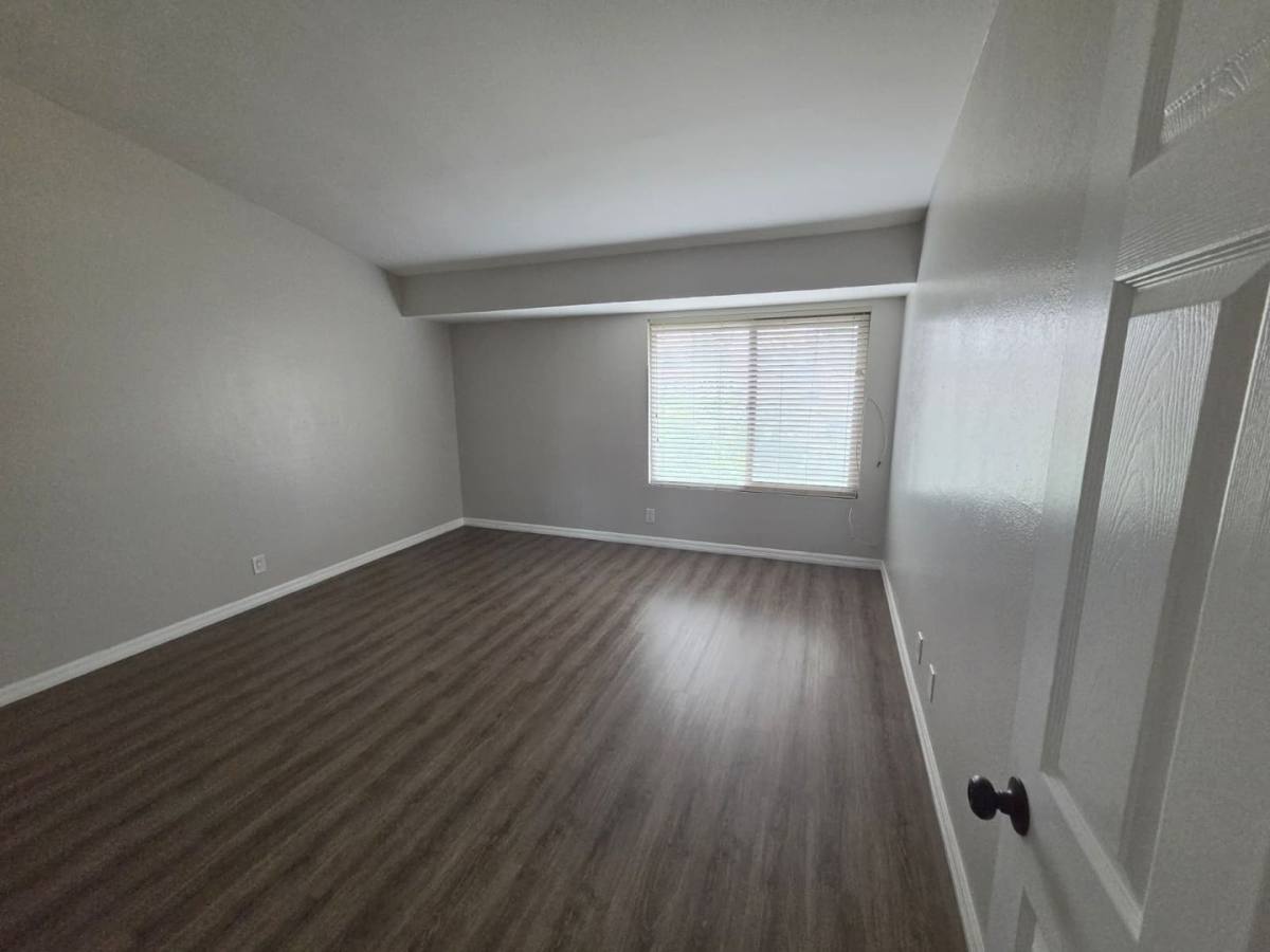 Townhouse for rent at 1112 S Cypress Ave, Ontario, CA 91762