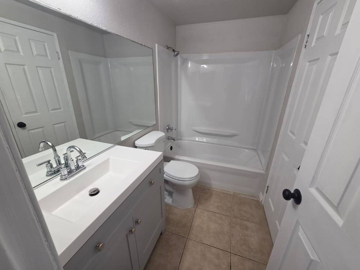 Townhouse for rent at 1112 S Cypress Ave, Ontario, CA 91762