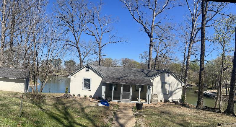 House for rent at 110 Pinewood Dr, Muscle Shoals, AL 35661