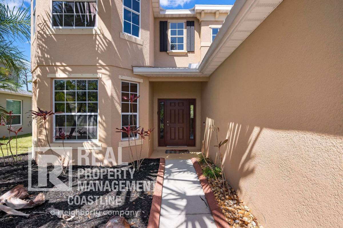 House for rent at 2585 Hobblebrush Dr, North Port, FL 34289