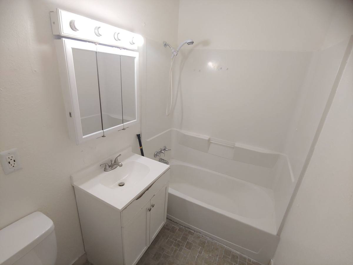 Condo for rent at 5240 Pebble Beach Blvd, Las Vegas, NV 89108
