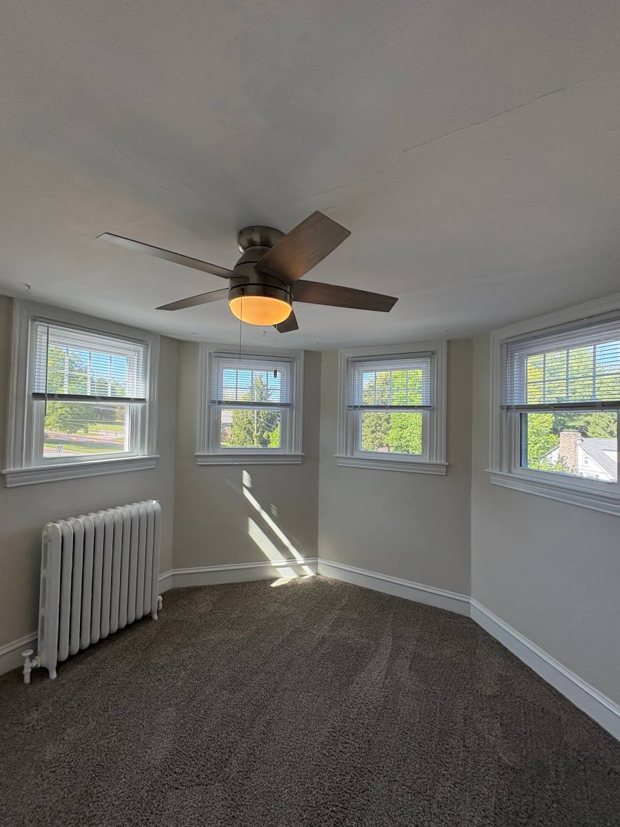 Apartment for rent at 400 Bethlehem Pk #3, Glenside, PA 19038
