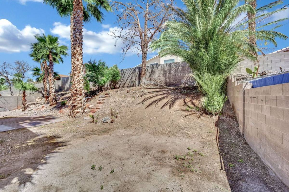 House for rent at 168 Herbie Lane, Henderson, NV 89015