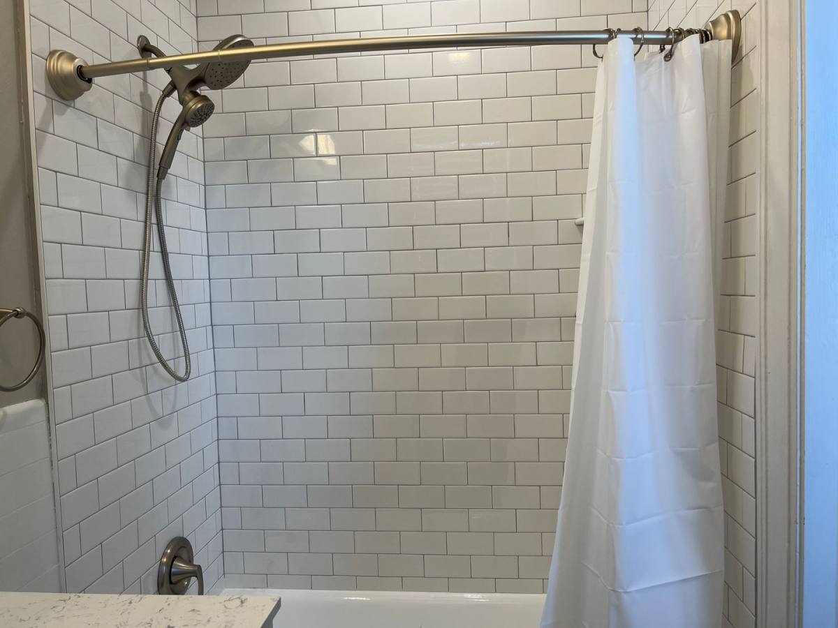 Apartment for rent at 115 Elm Avenue, SW #A4, Roanoke, VA 24016