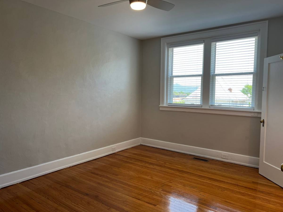 Apartment for rent at 115 Elm Avenue, SW #A4, Roanoke, VA 24016