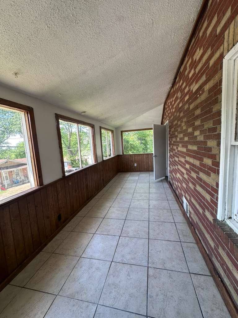 House for rent at 806 Marvin, Saint Louis, MO 63135