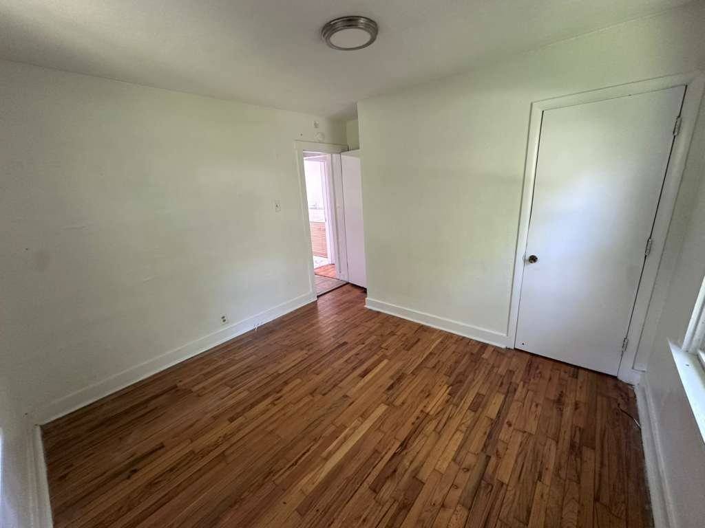House for rent at 806 Marvin, Saint Louis, MO 63135
