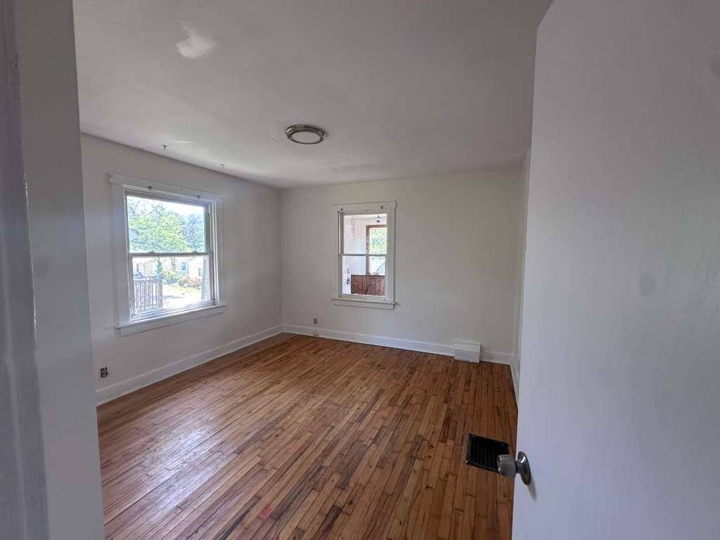 House for rent at 806 Marvin, Saint Louis, MO 63135