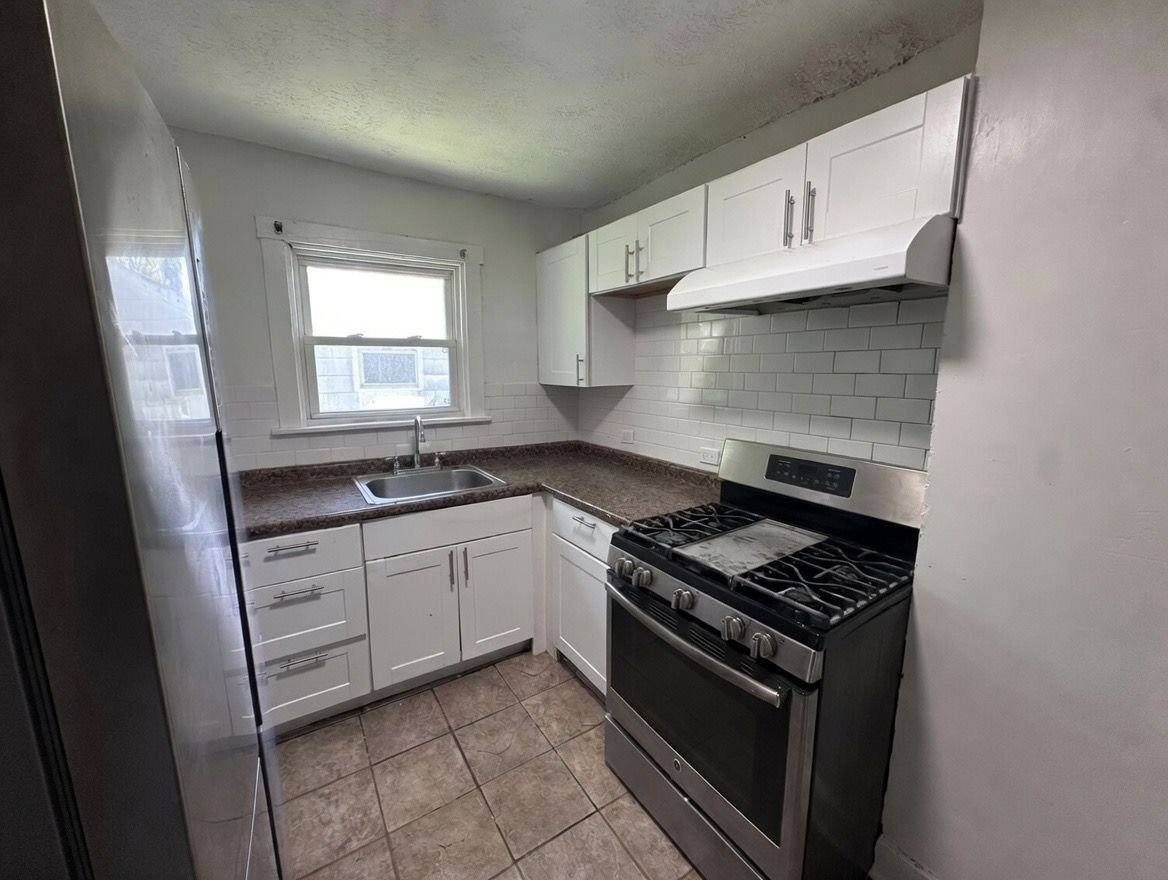 House for rent at 806 Marvin, Saint Louis, MO 63135