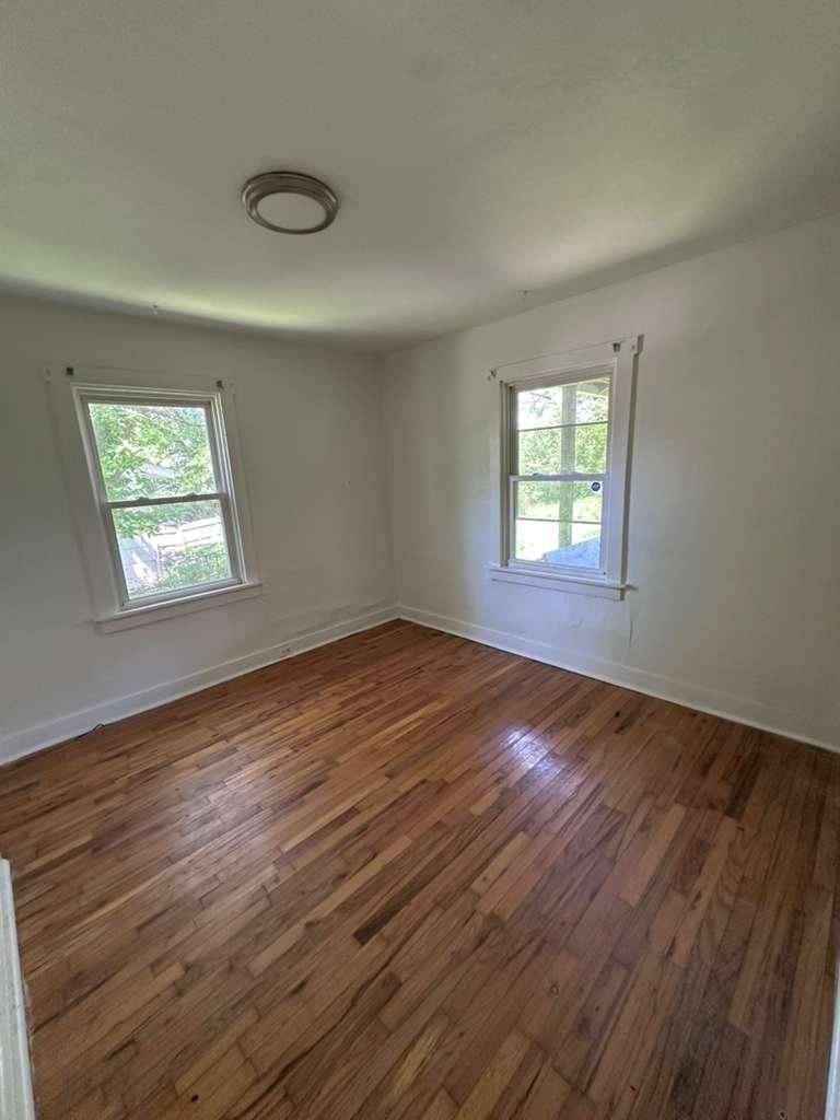 House for rent at 806 Marvin, Saint Louis, MO 63135