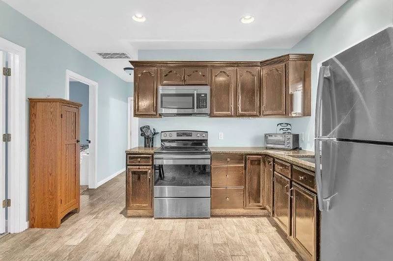 Apartment for rent at 46 Harvard St #B, Chicopee, MA 01020
