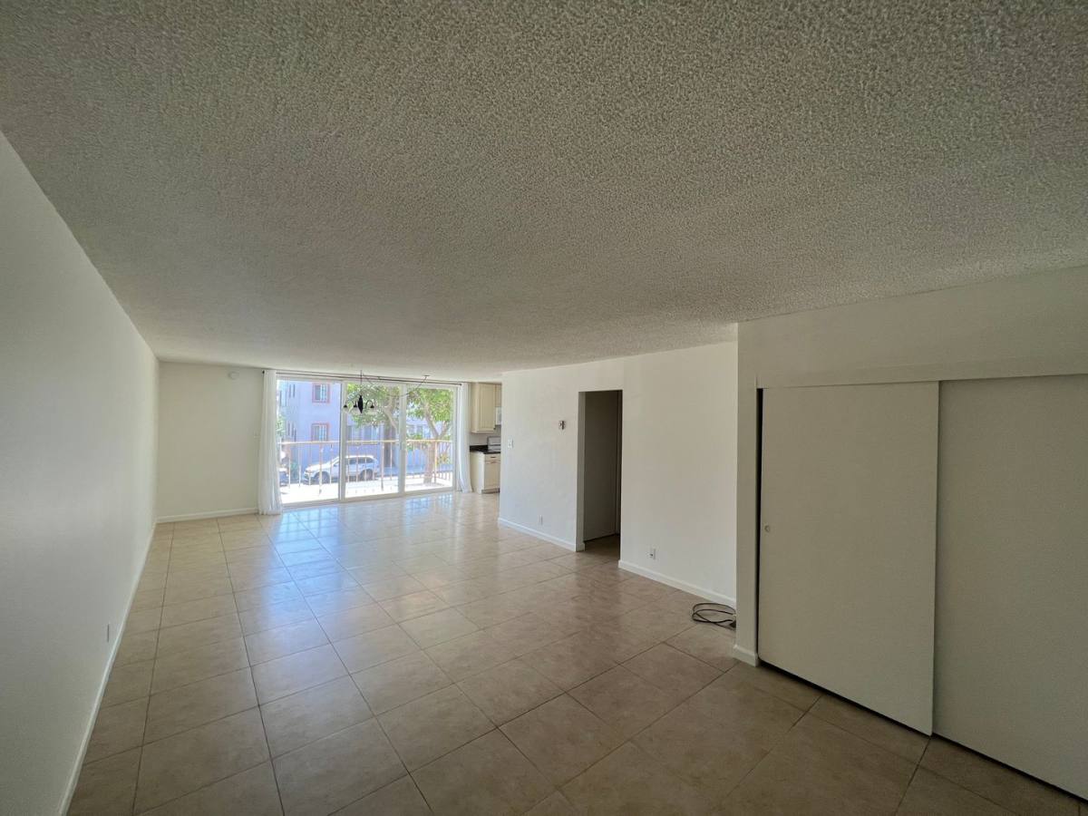 Apartment for rent at 545 Chestnut Ave, Long Beach, CA 90802