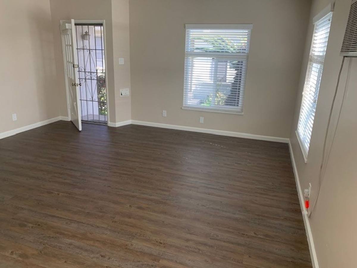 Apartment for rent at 10911 Paramount Blvd, Gardena, CA 90247