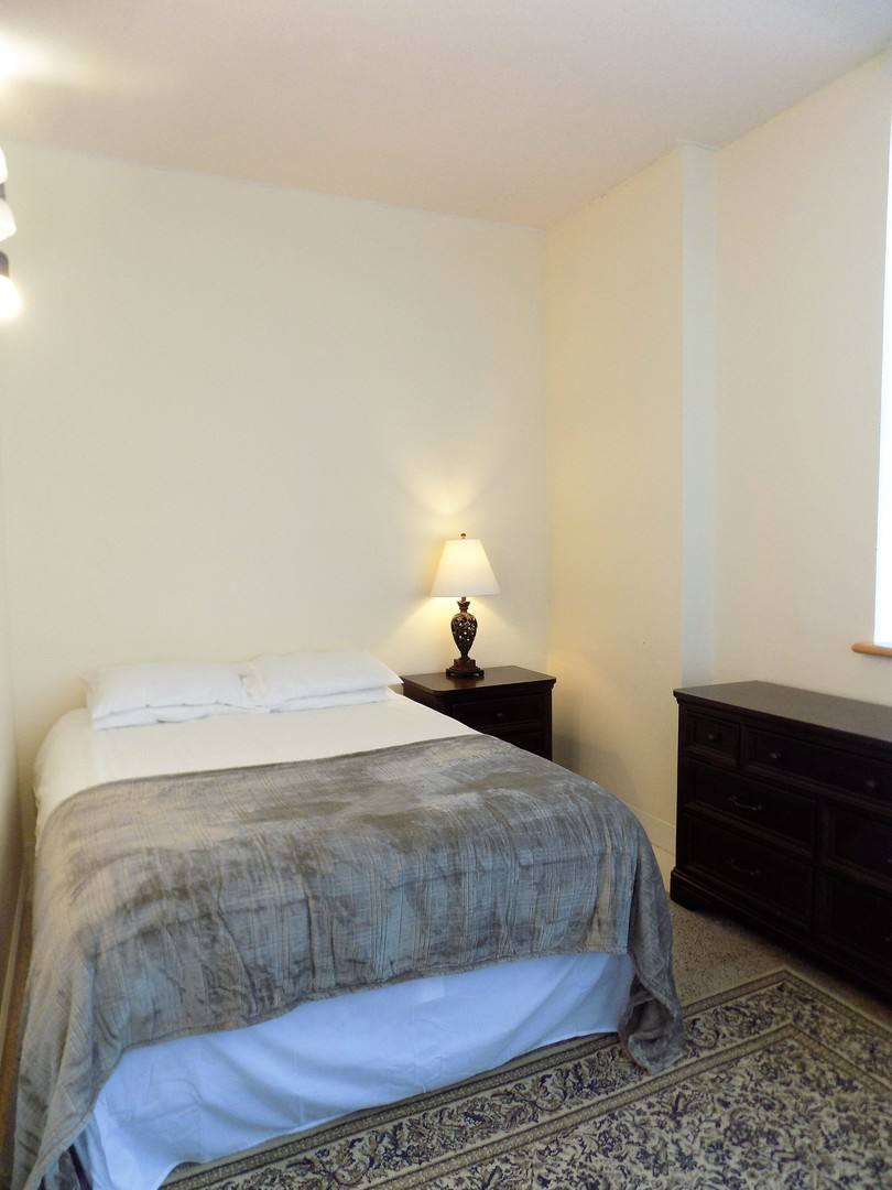 Apartment for rent at 123 N Main St, Fairfield, IA 52556