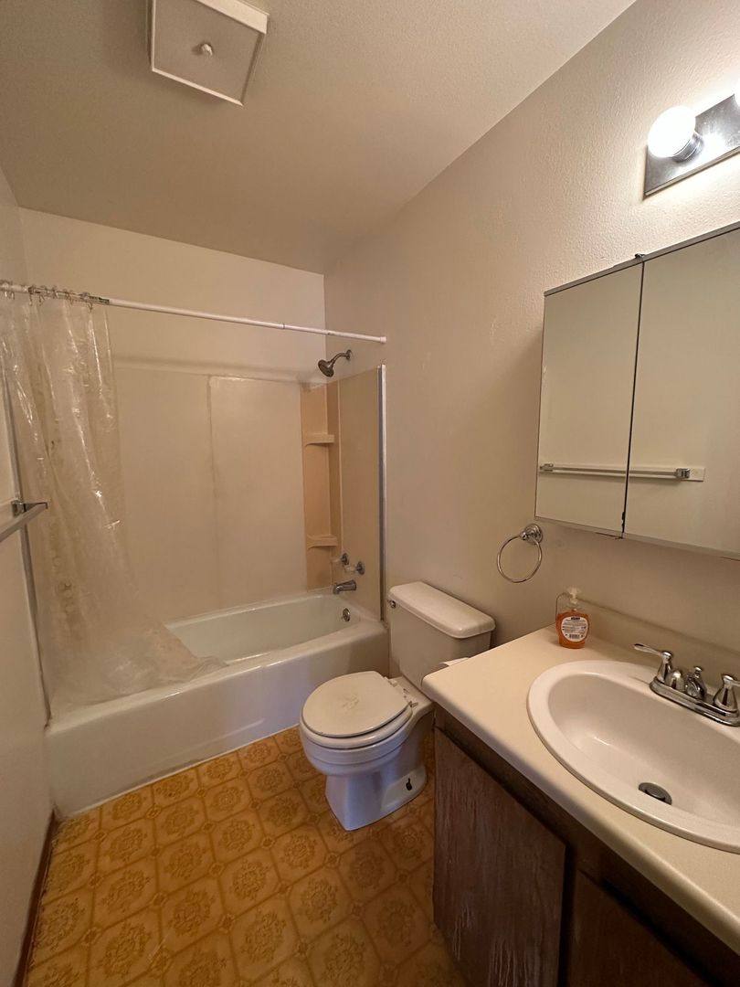 Apartment for rent at 705 26th Ave, Greeley, CO 80634