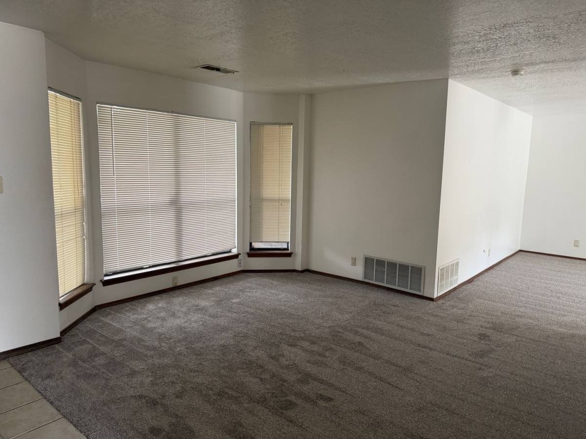 House for rent at 5310 Edwards NE, Albuquerque, NM 87111