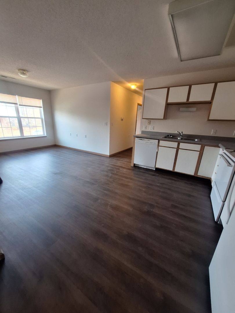1998 Woodcrest Place, De Soto, MO 63020 - Apartment for Rent - Image 5