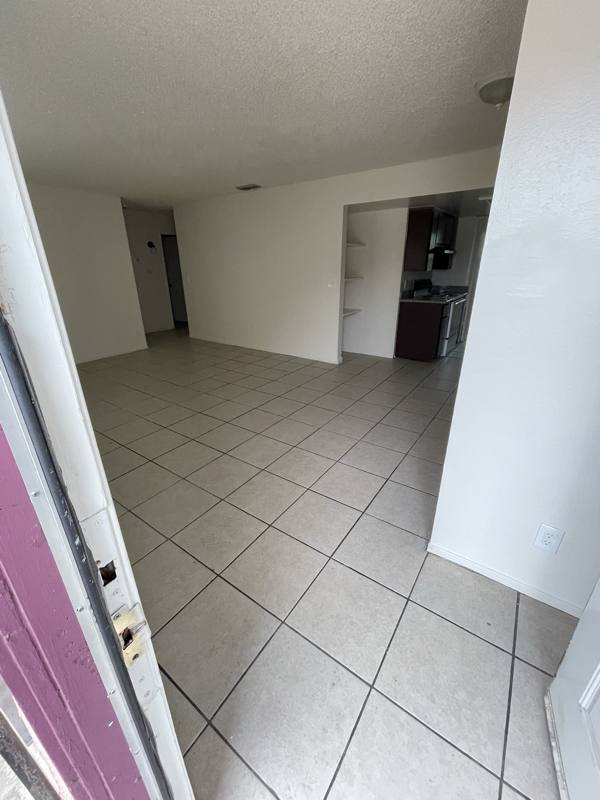 Apartment for rent at 429 S Backer Ave #204, Fresno, CA 93702