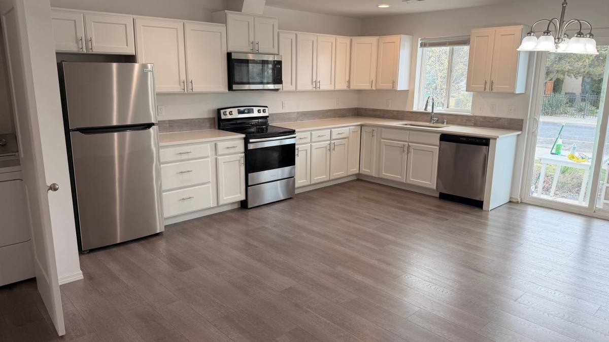 Townhouse for rent at 2625 W Marina Dr #4, Moses Lake, WA 98837