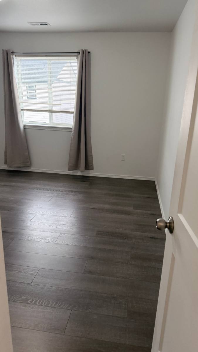 Townhouse for rent at 2625 W Marina Dr #4, Moses Lake, WA 98837